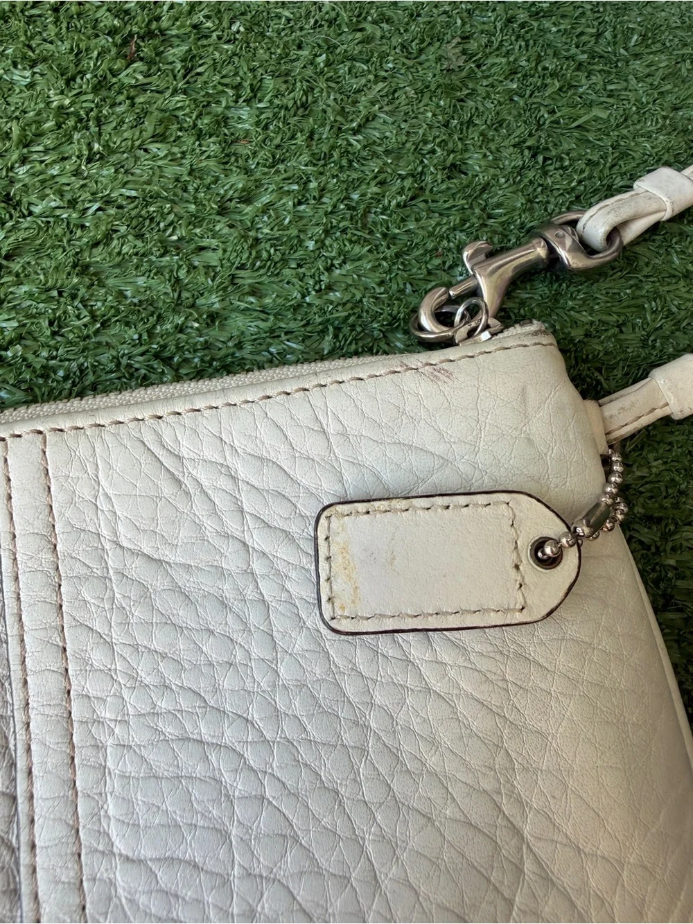 Coach Bundle’s Zip Womens Wrislets